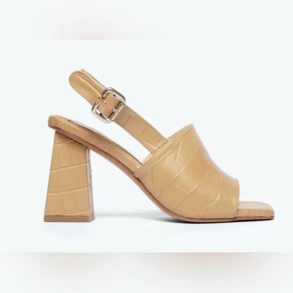 LIKE NEW🌟FREDA SALVADOR | SZ 6 | Cecilia Leather Block Heel Sandal - Picture 2 of 6
